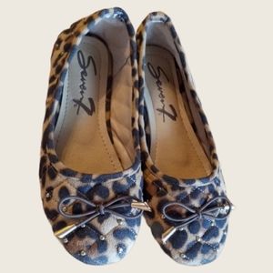 Seven7 Anya ballerina cheetah print flats.
